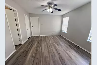 817 Lloyd Lane #A, Elgin, TX 78621 - Photo 10