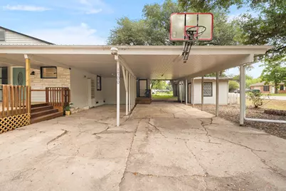 1700 W 7th Street, Taylor, TX 76574 - Photo 8