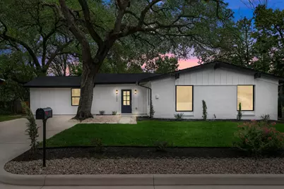 2204 Fair Oaks Drive, Austin, TX 78745 - Photo 2
