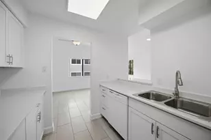 5801 Thunderbird St, Lago Vista, TX 78645 - Photo 16