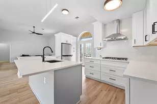 140 Barton Ranch Cir, Dripping Springs, TX 78620 - Photo 16