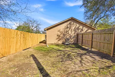 823 N Commerce Street #B, Lockhart, TX 78644 - Photo 28