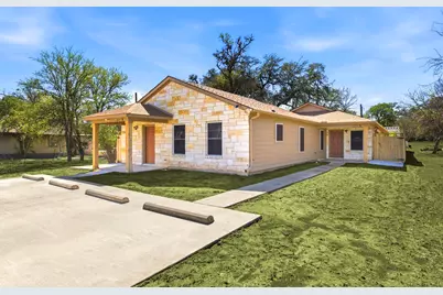 823 N Commerce Street #B, Lockhart, TX 78644 - Photo 4