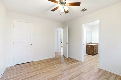 823 N Commerce Street #B, Lockhart, TX 78644 - Photo 20