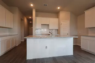 12300 Setting Peak Ln, Buda, TX 78610 - Photo 4