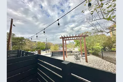 201 Academy Drive #104, Austin, TX 78704 - Photo 4