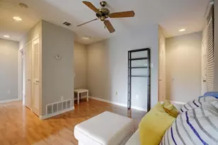 2409 Leon St, Austin, TX 78705 - Photo 4