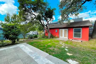 300 El Paso St, Austin, TX 78704 - Photo 32