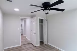 403 Taylor St, Smithville, TX 78957 - Photo 18
