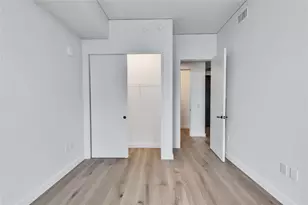 610 Davis St, Austin, TX 78701 - Photo 16