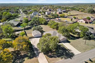 207 Calle Largo, Kyle, TX 78640 - Photo 4