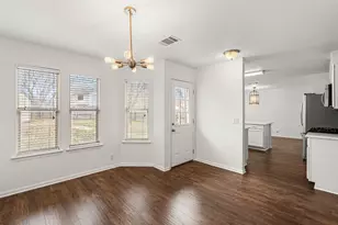 210 Summerside Ave, Lockhart, TX 78644 - Photo 10