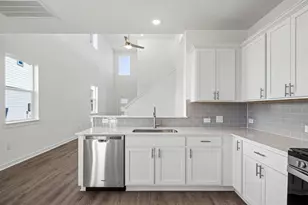 7911 Linda Michelle Ln, Austin, TX 78724 - Photo 6