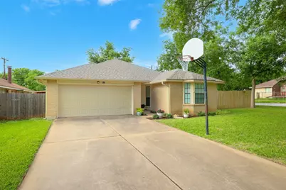 801 Saunders Drive, Round Rock, TX 78664 - Photo 4