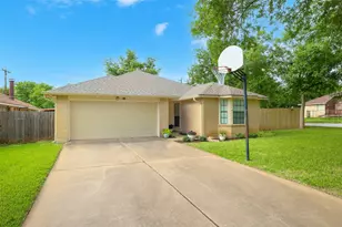 801 Saunders Dr, Round Rock, TX 78664 - Photo 4