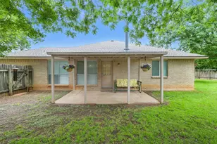 801 Saunders Dr, Round Rock, TX 78664 - Photo 10