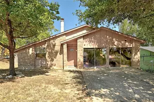 3312 Plantation Rd, Austin, TX 78745 - Photo 1