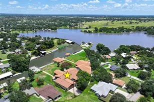 106 Flamingo Cir, Marble Falls, TX 78654 - Photo 1