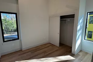 1131 Walton Ln, Austin, TX 78721 - Photo 8