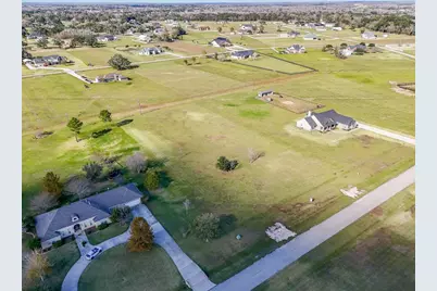 702 Comanche Trail Drive, Rosharon, TX 77583 - Photo 22