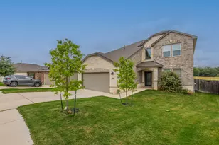 273 Falling Star Ln, Georgetown, TX 78628 - Photo 2