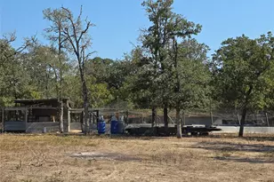 376 Jones Rd, Cedar Creek, TX 78612 - Photo 34