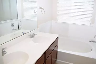 520 S Brook Drive, Leander, TX 78641 - Photo 6