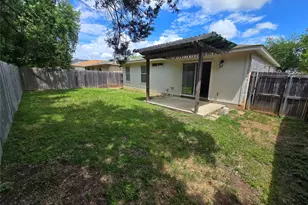 2011 Garrison Dr, Leander, TX 78641 - Photo 22