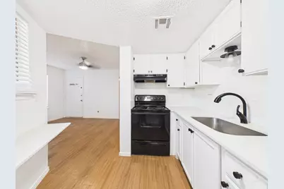 2500 Burleson Road #201, Austin, TX 78741 - Photo 8