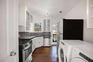 1704 Northwood Rd, Austin, TX 78703 - Photo 8