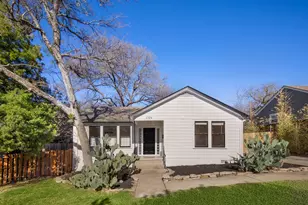 1704 Northwood Rd, Austin, TX 78703 - Photo 2