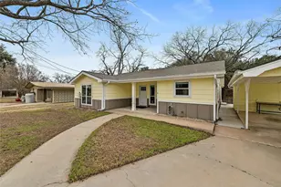 5306 Bedford, Kingsland, TX 78639 - Photo 2