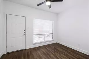 908 Poplar St, Austin, TX 78705 - Photo 6