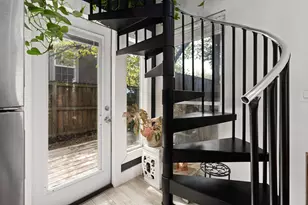 5502 Avenue F, Austin, TX 78751 - Photo 20