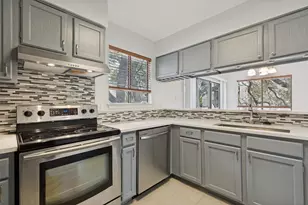 6810 Deatonhill Dr, Austin, TX 78745 - Photo 2