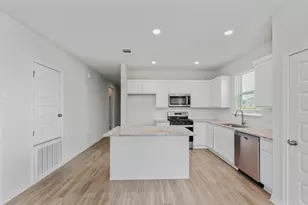 2457 Lucy Axel Ln, Round Rock, TX 78665 - Photo 12