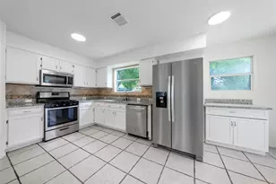 13701 Cambourne Dr, Pflugerville, TX 78660 - Photo 14