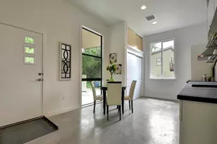 2103 E 14th St, Austin, TX 78702 - Photo 16