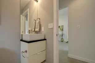 2103 E 14th St, Austin, TX 78702 - Photo 22