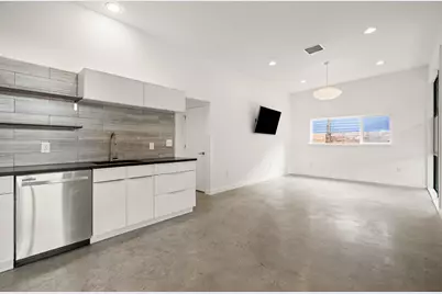 2103 E 14th Street #B, Austin, TX 78702 - Photo 14