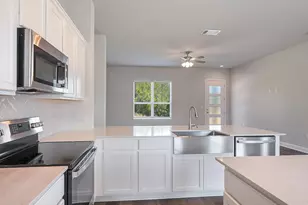 3203 Burnside Cir, Lago Vista, TX 78645 - Photo 4