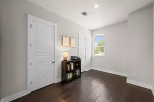 915 Banyon St, Austin, TX 78757 - Photo 14