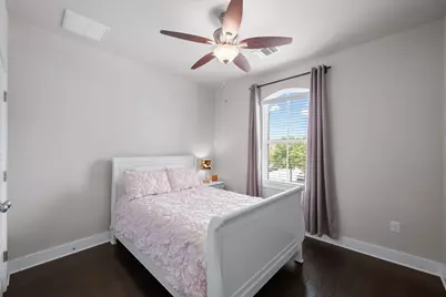 915 Banyon Street, Austin, TX 78757 - Photo 20