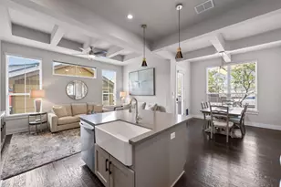 915 Banyon St, Austin, TX 78757 - Photo 10