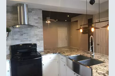 2320 Gracy Farms Lane #723, Austin, TX 78758 - Photo 2