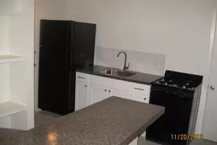 302 E 30th St, Austin, TX 78705 - Photo 6
