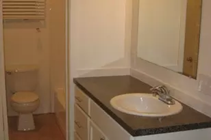 302 E 30th St, Austin, TX 78705 - Photo 4