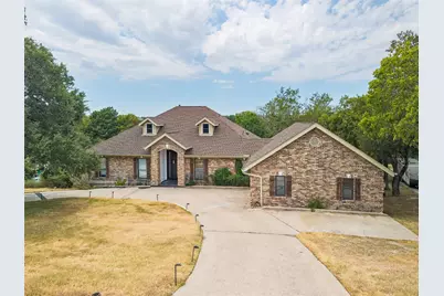 1800 Brushy Bend Drive, Round Rock, TX 78681 - Photo 2
