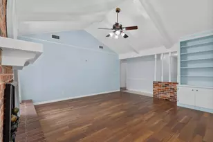 12402 Blue Water Cir, Austin, TX 78758 - Photo 16