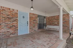 12402 Blue Water Cir, Austin, TX 78758 - Photo 4